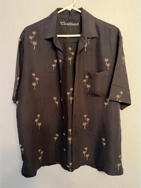 Caribbean Palm Valley Button Down Shirt Men’s Large